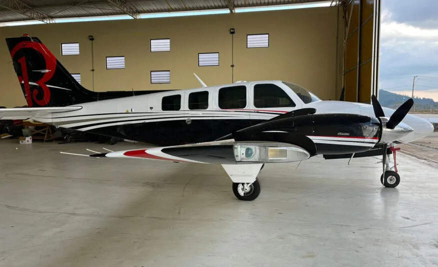 Beechcraft Baron B58 – Year: 1987 – 1,450 H.T., photo 13
