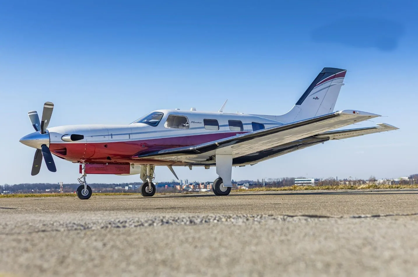 Avião Piper Meridian PA-46-500TP – Ano 2010 – 900 H.T.
