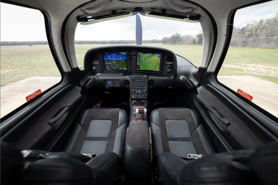 Avião CIRRUS SR22-G6 – 2021 – 415 H.T