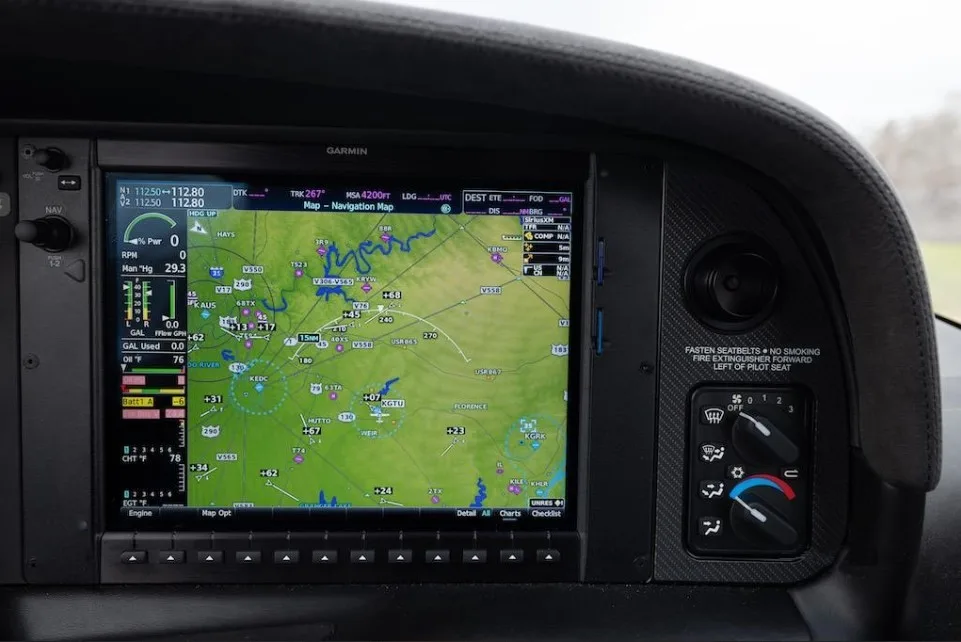 Avião CIRRUS SR22-G6 – 2021 – 415 H.T