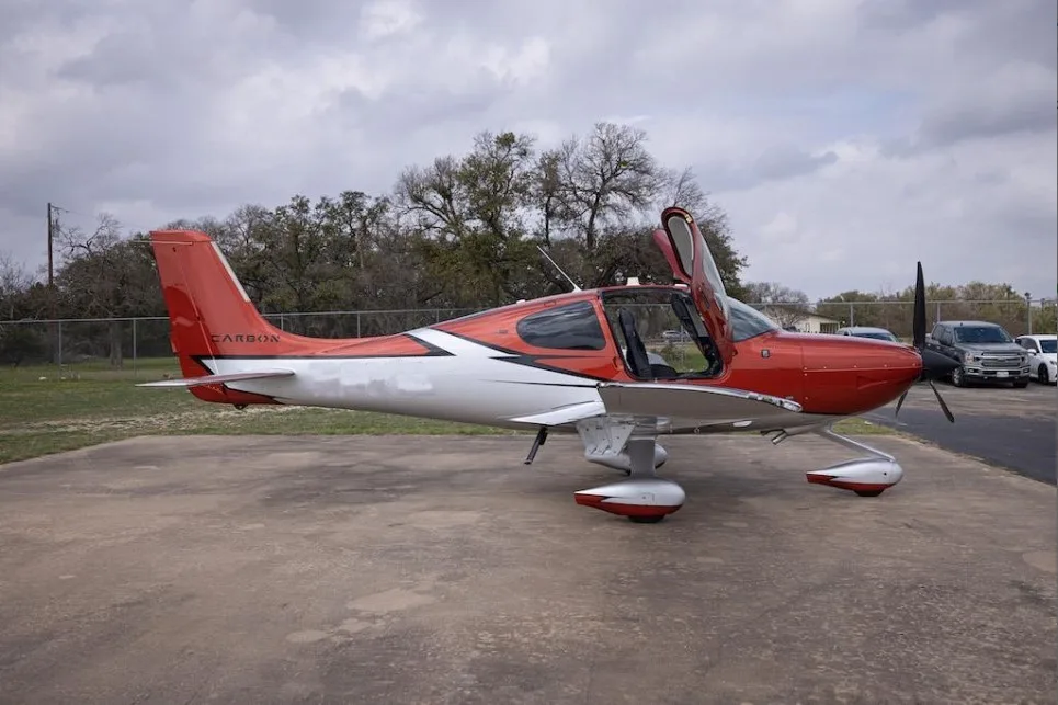 Avião CIRRUS SR22-G6 – 2021 – 415 H.T