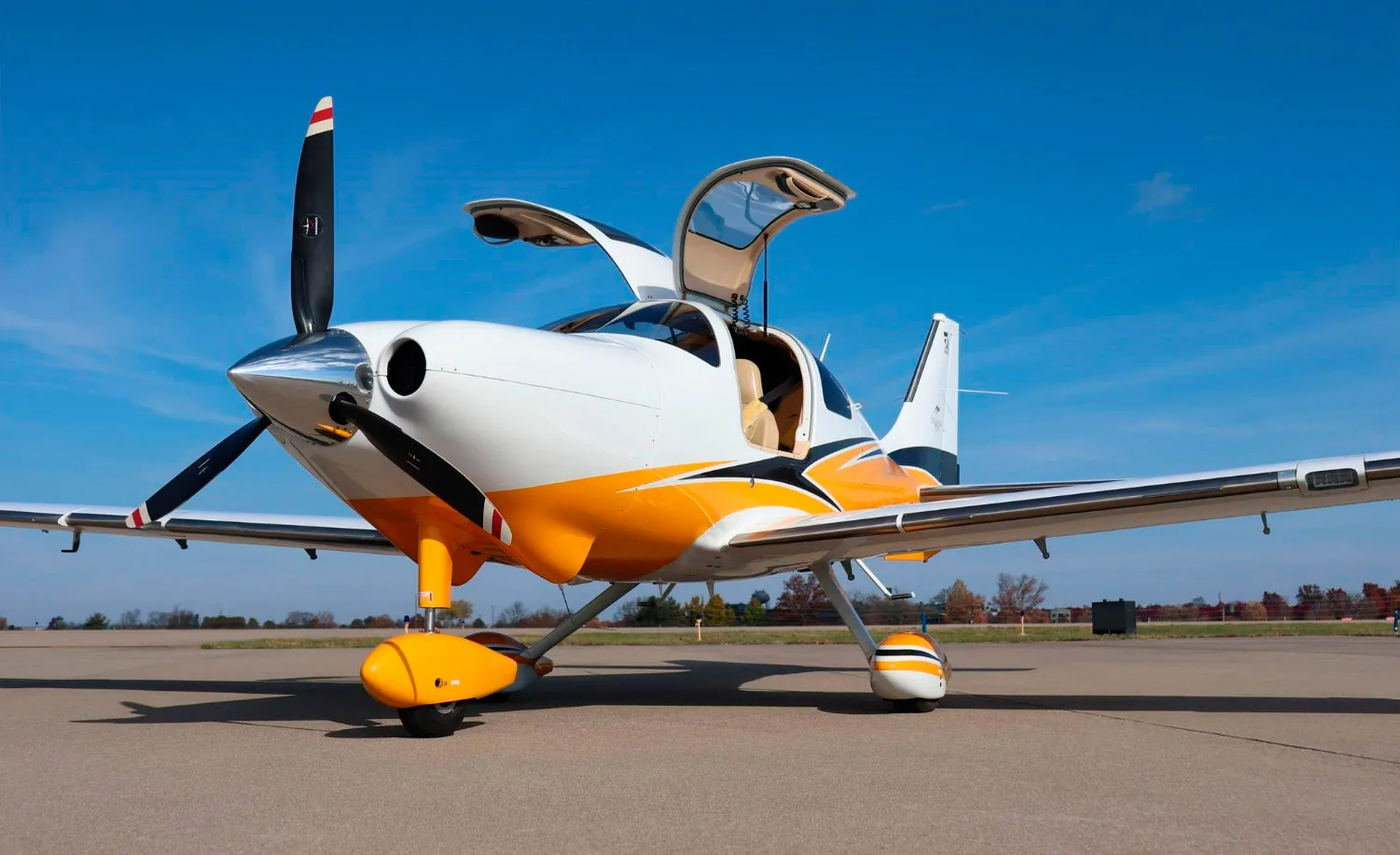 Avião monomotor Cessna 400 – TTX – Ano 2015 – 1.116 H.T.