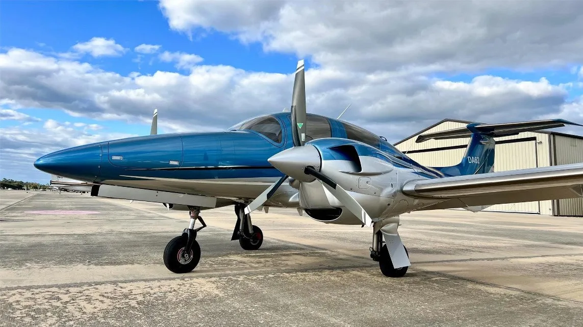 Avião Bimotor Diamond DA62 – Ano 2018 – 820 H.T.