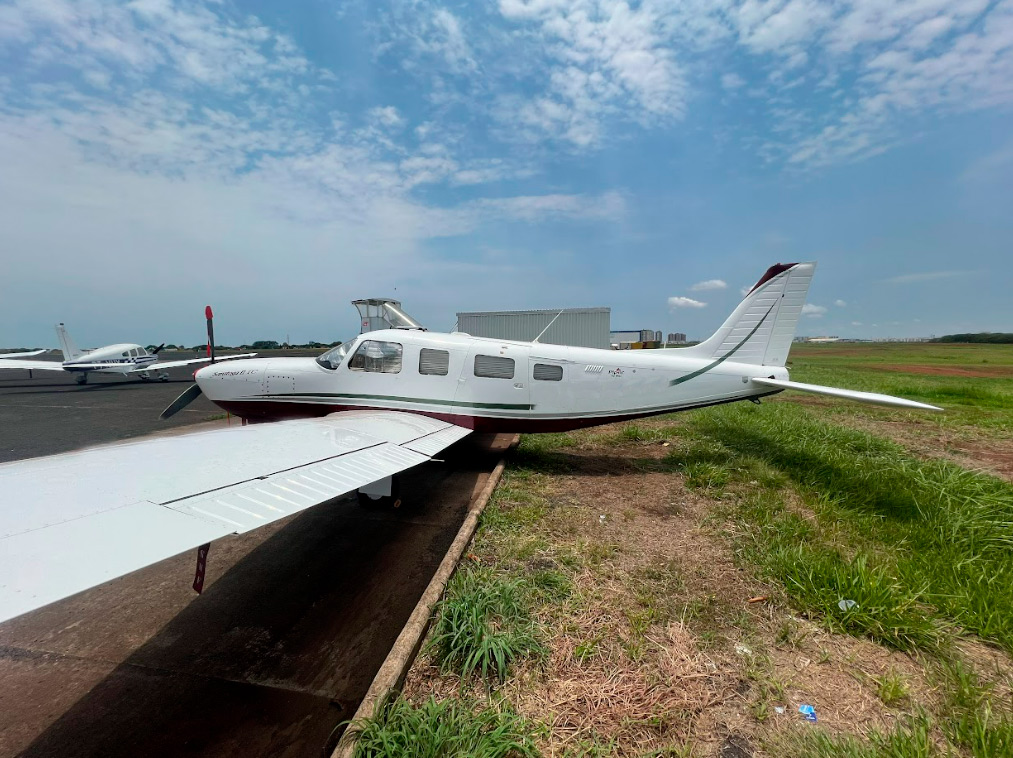Avião Monomotor Piper Saratoga ll TC – Ano 2008 – 1.400 H.T.