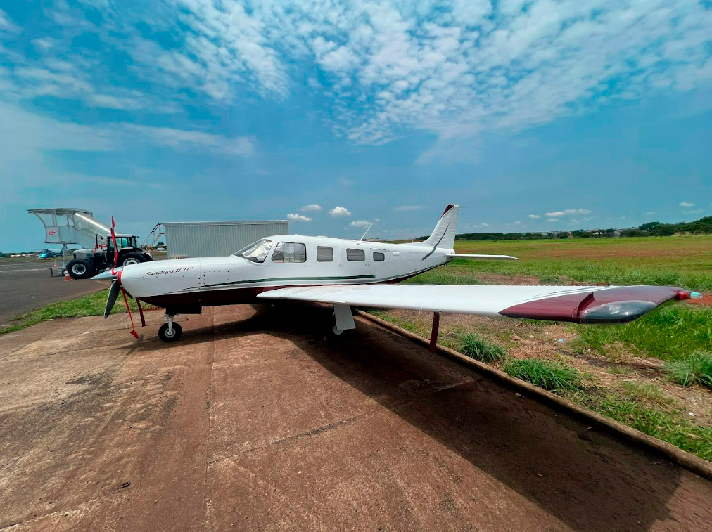 Avião Monomotor Piper Saratoga ll TC – Ano 2008 – 1.400 H.T.