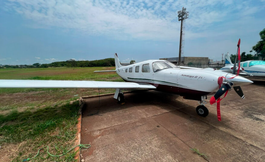 Avião Monomotor Piper Saratoga ll TC – Ano 2008 – 1.400 H.T.