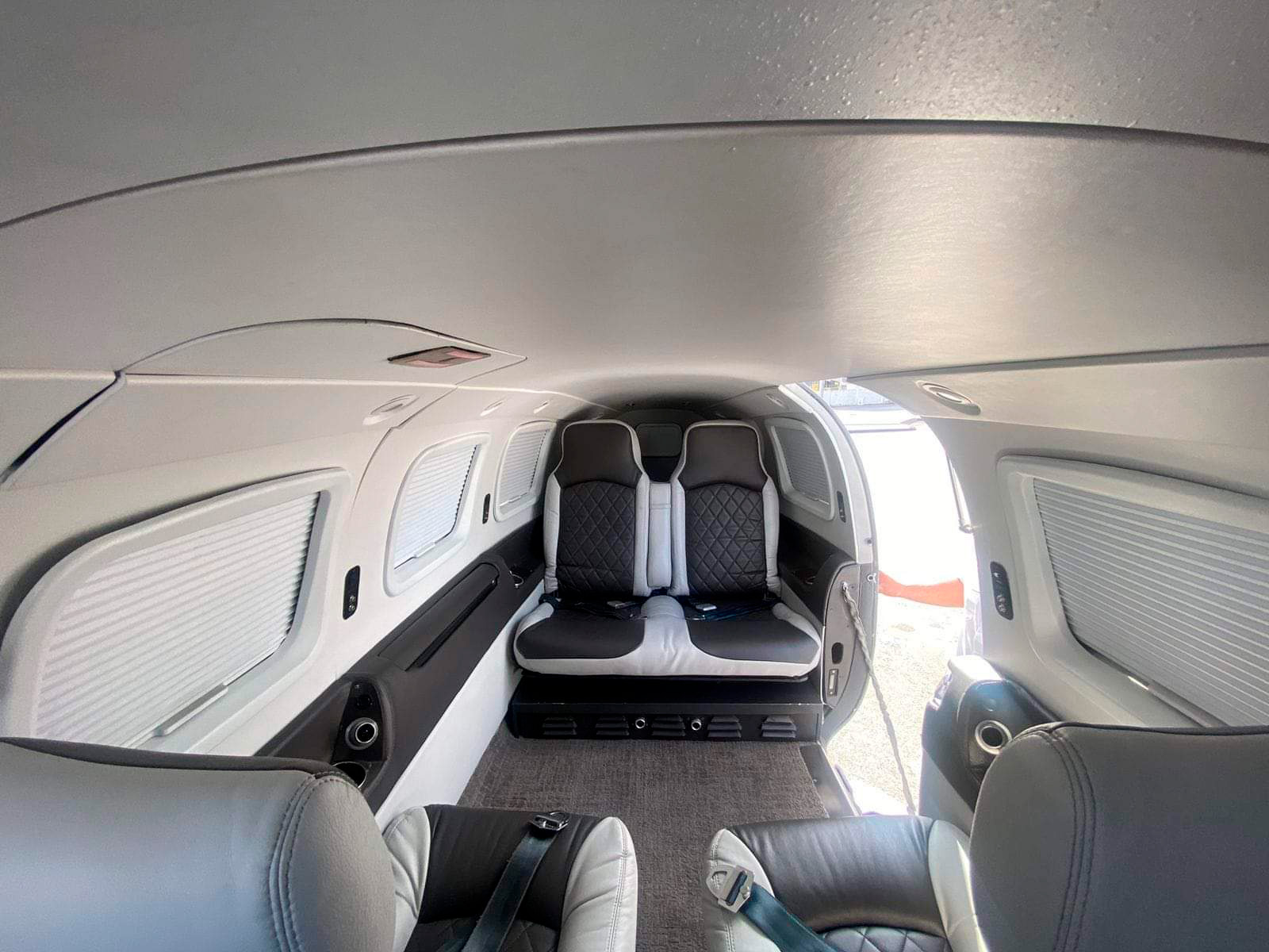 Avião Piper Jetprop DLX – Ano 1990/2002 – 3.969 H.T.