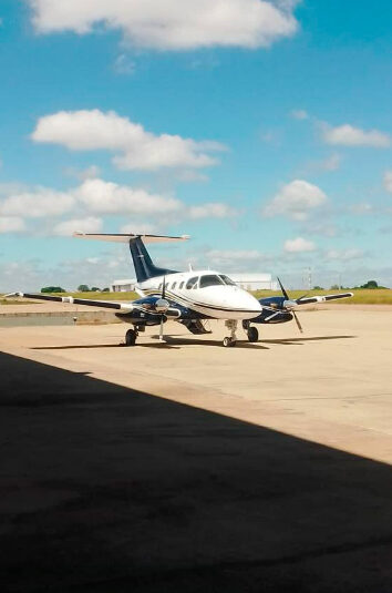 Avião Embraer Xingu II EMB-121A – Ano 1982 – 7.250 H.T.