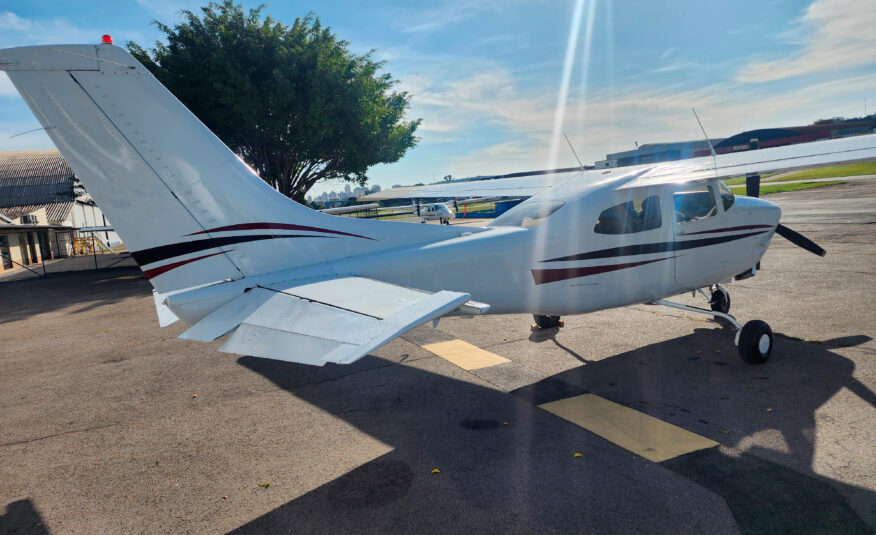 Avião Cessna T210M – Ano 1977 – 5.950 H.T.