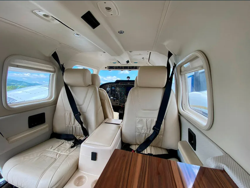 Avião Piper Seneca V PA-34-220T – Ano 2001 – 3.228 H.T.