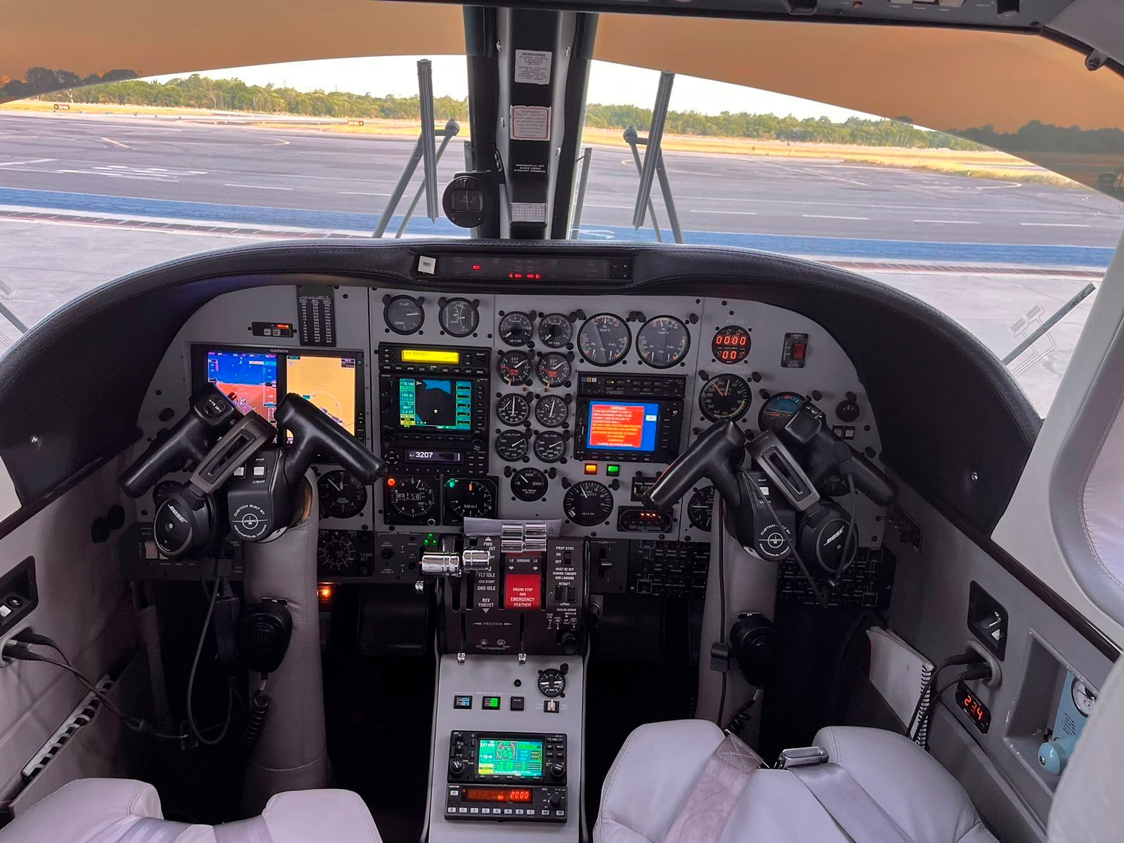 Avião Turbo Commander 690 B (DASH 10) – Ano 1978 – 8.847 H.T.