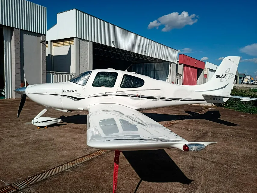 Cirrus SR22 GTS – Ano 2005 – 2.801 H.T.