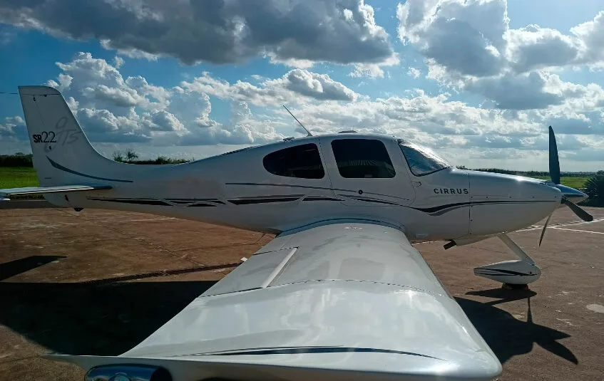 Cirrus SR22 GTS – Year 2005 – 2,801 H.T., photo 12