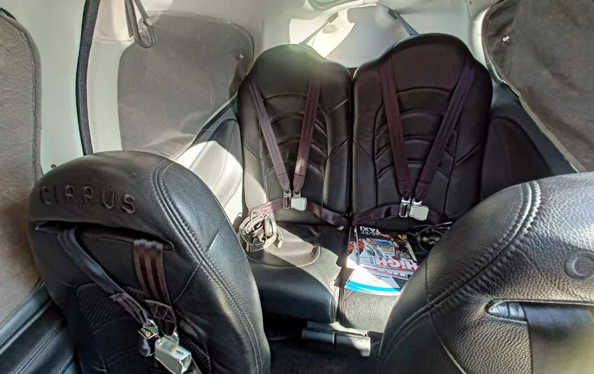 Cirrus SR22 GTS – Year 2005 – 2,801 H.T., photo 5