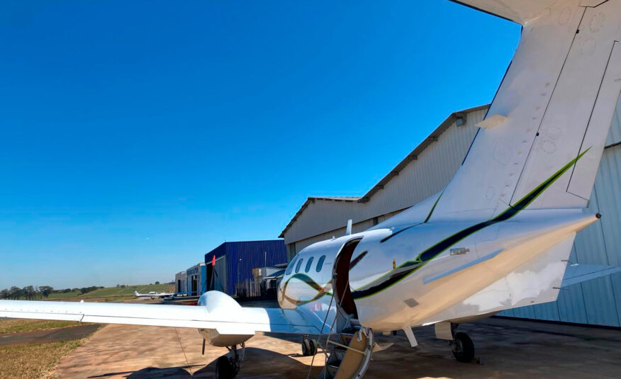 Avião Embraer Xingu II EMB-121A1 – Ano 1980 – 7.200 H.T.