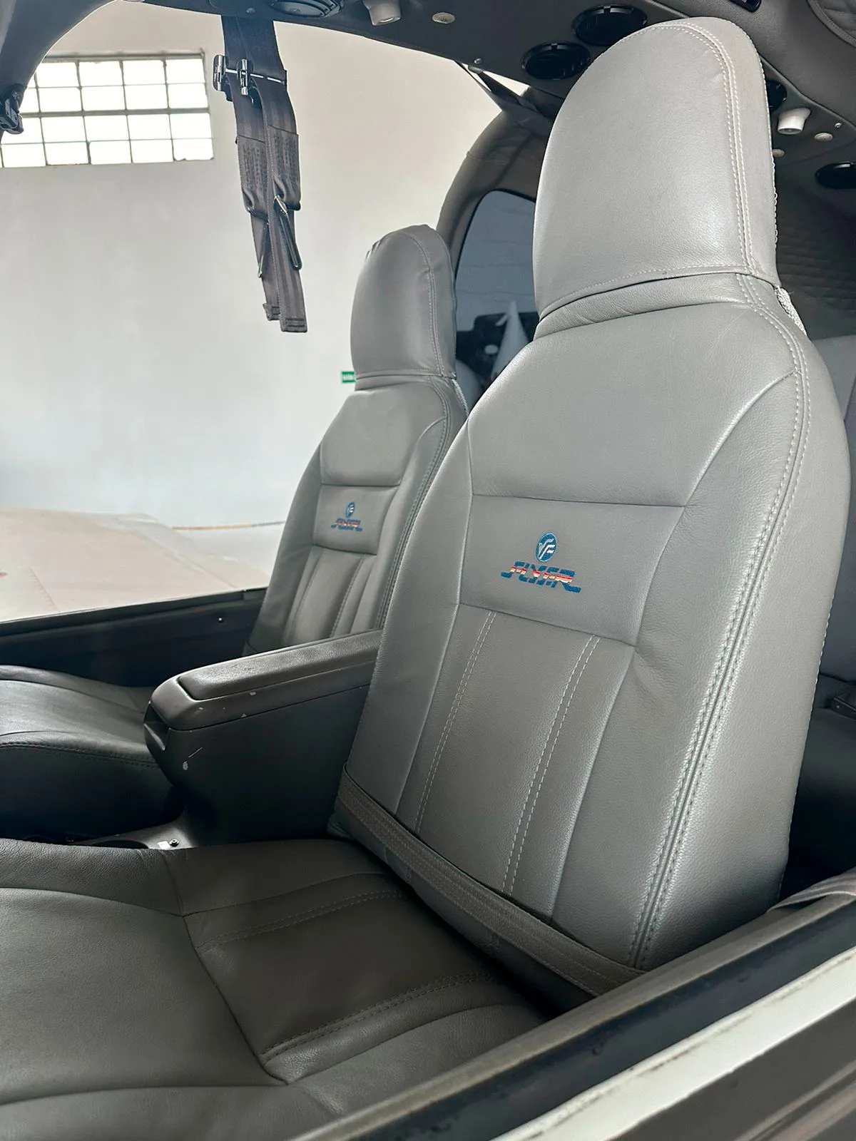 Avião Flyer RV-10 – Ano 2013 – 1.180 H.T.