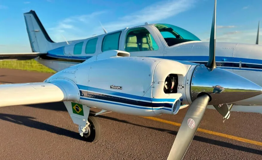 Beechcraft Baron B58 – Year 1994 – 3,200 H.T., photo 5