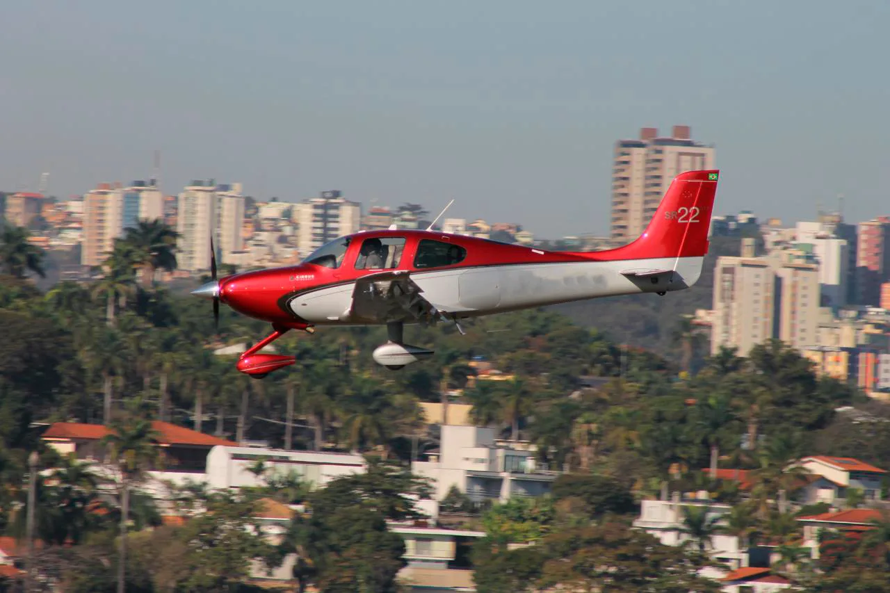 Cirrus SR22 G5 – Ano 2013 – 1.230 H.T.