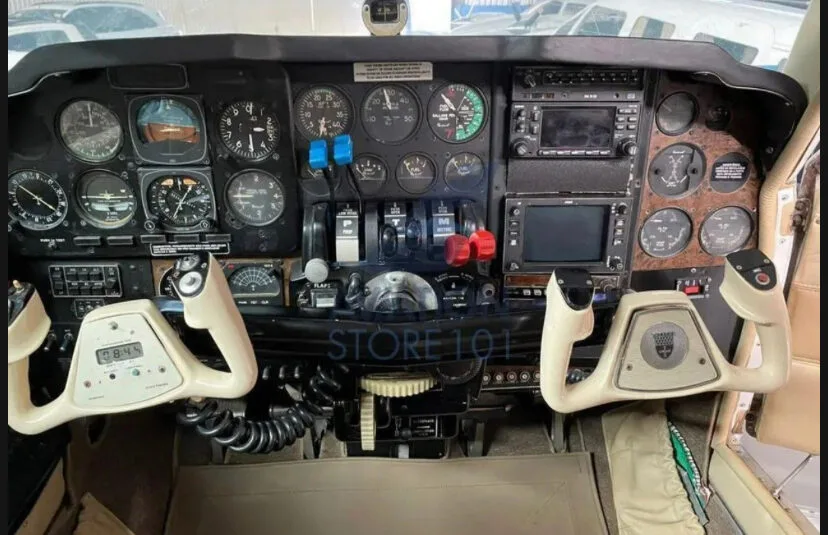 Beechcraft Baron 58 – Year 1972 – 5,083 H.T., photo 5