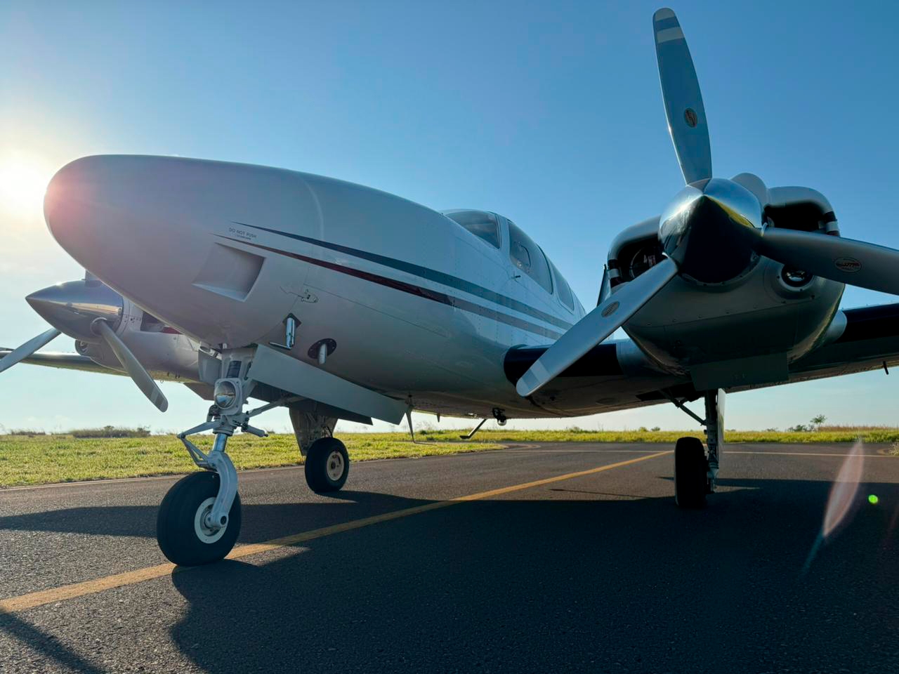 Beechcraft Baron G58 – Ano 2008 – 1.200 H.T.