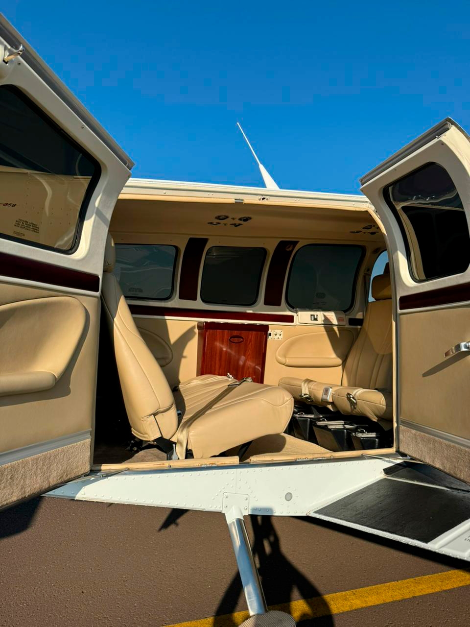 Beechcraft Baron G58 – Ano 2008 – 1.200 H.T.
