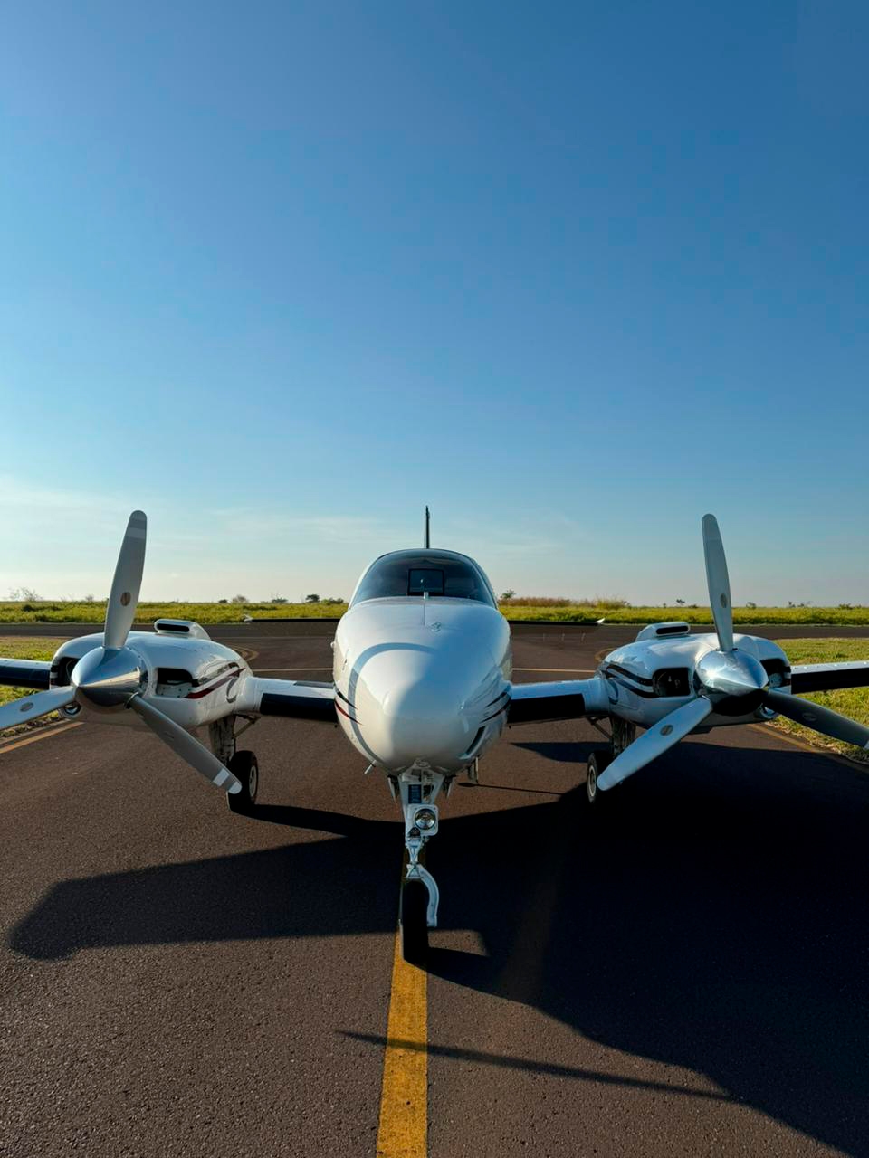 Beechcraft Baron G58 – Ano 2008 – 1.200 H.T.