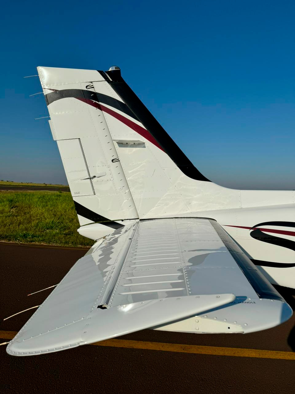 Beechcraft Baron G58 – Ano 2008 – 1.200 H.T.