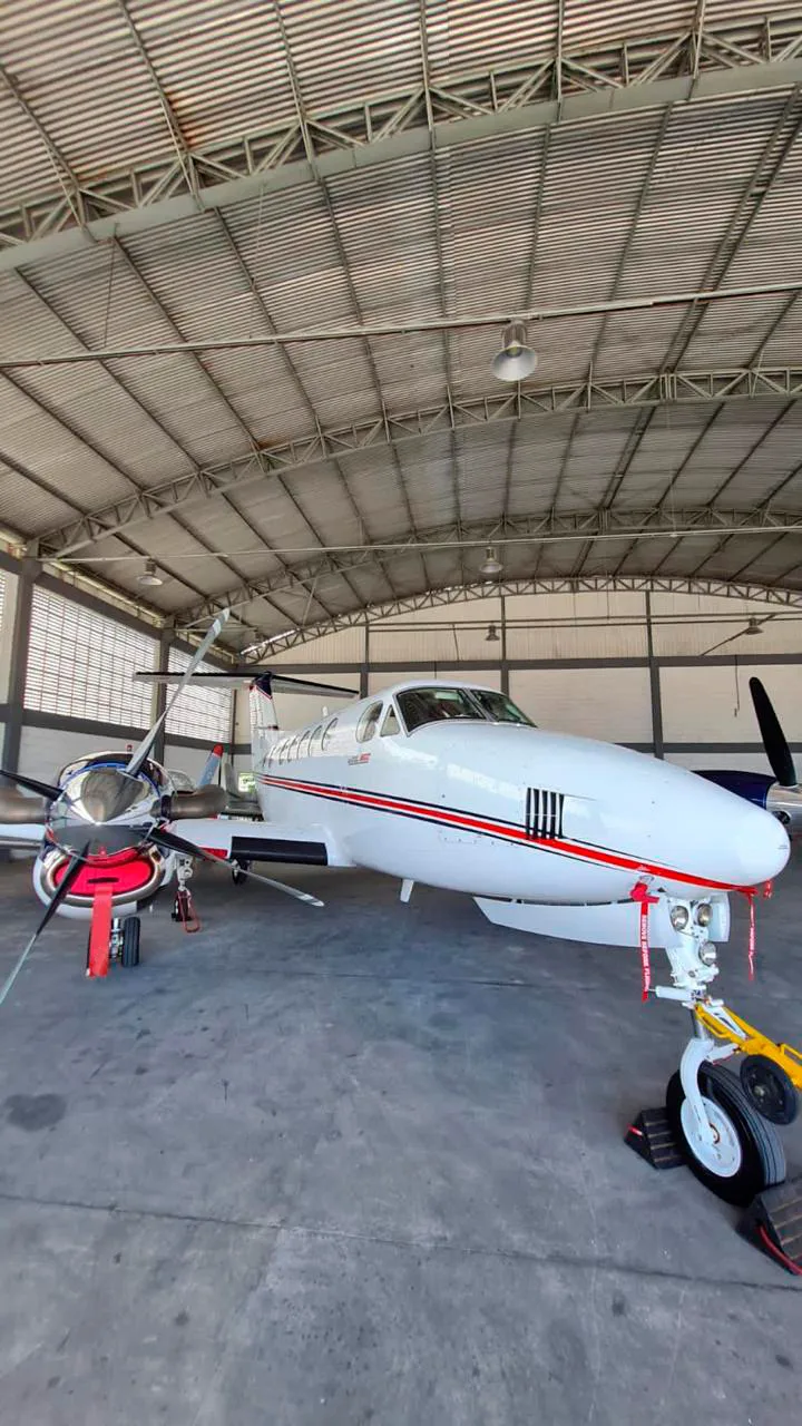 Beechcraft King Air B200 – Ano 2000 – 5.847 H.T.