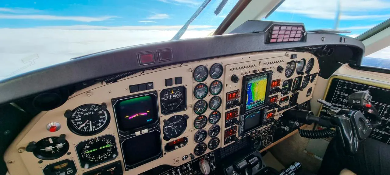 Beechcraft King Air B200 – Ano 2000 – 5.847 H.T.