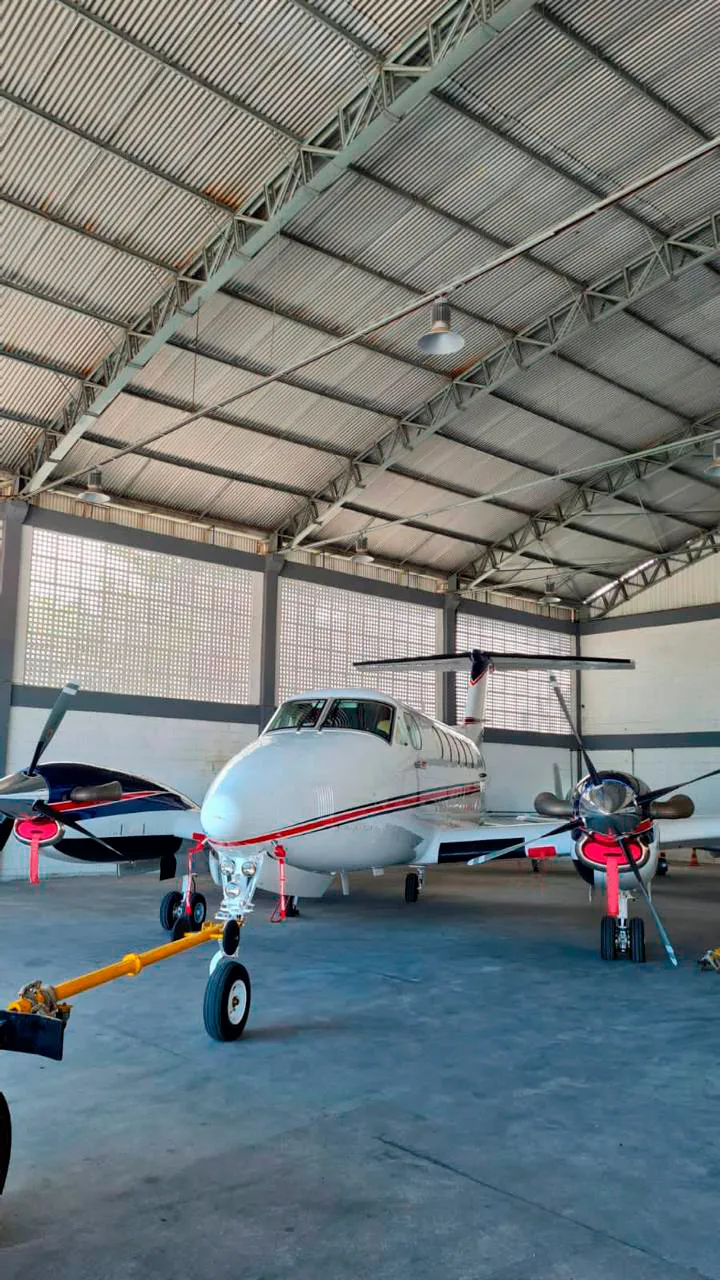 Beechcraft King Air B200 – Ano 2000 – 5.847 H.T.