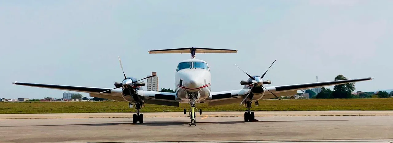 Beechcraft King Air B200 – Ano 2000 – 5.847 H.T.