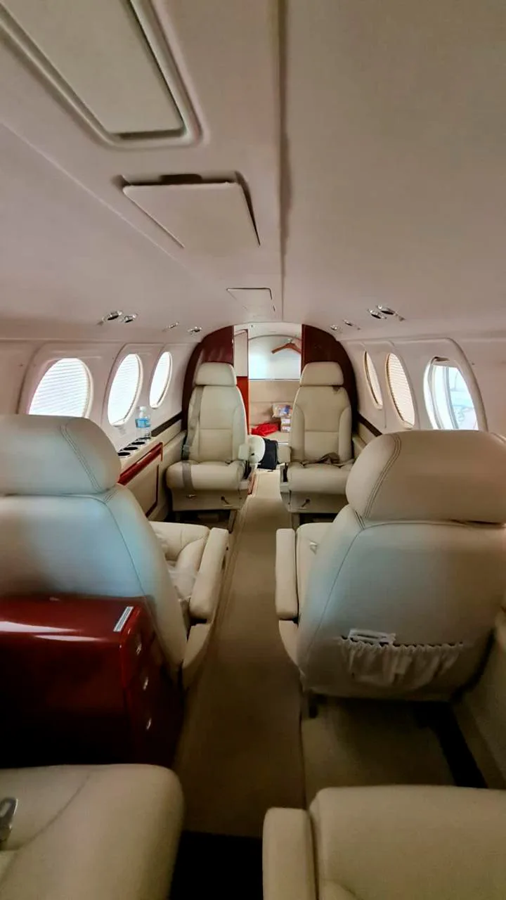 Beechcraft King Air B200 – Ano 2000 – 5.847 H.T.