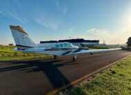 Avião Beechcraft Baron 58 – Ano 1979 – 4.700 H.T.