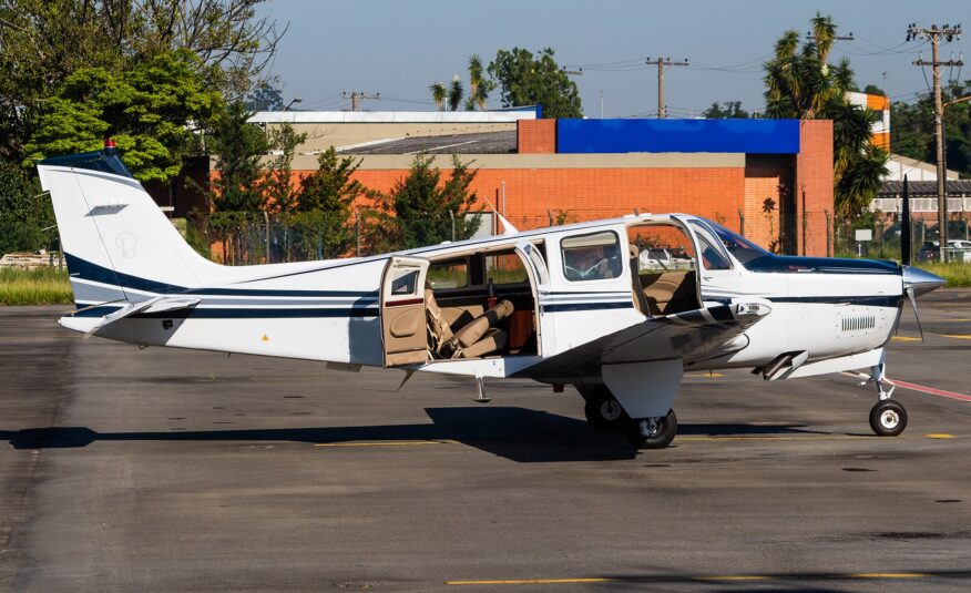 Avião Beechcraft Bonanza G36 – Ano 2006 – 1.816 H.T.