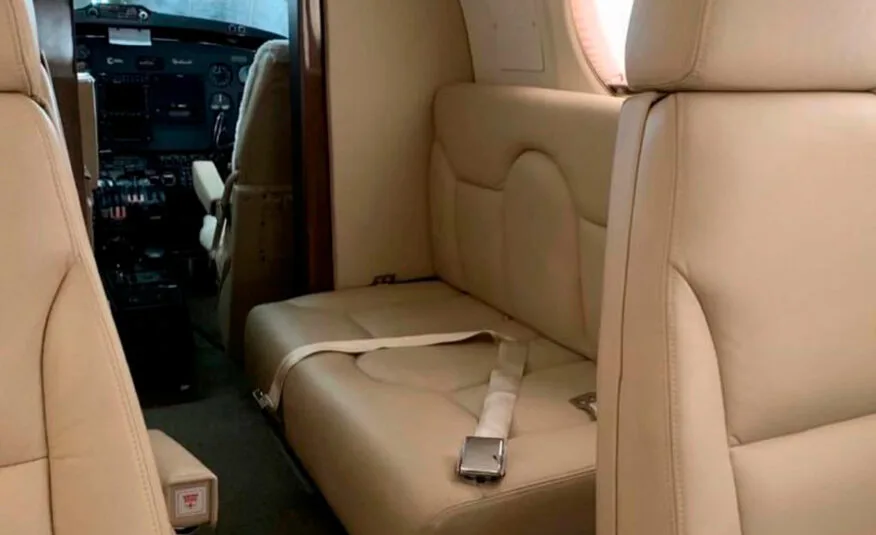 Beechcraft King Air B200 – Year 1980, photo 10