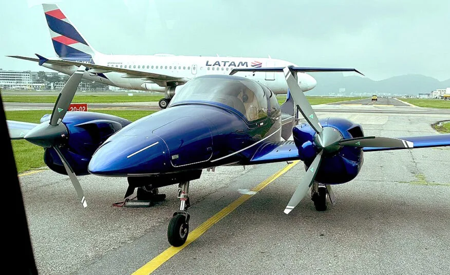 2023 Diamond DA42, photo 4