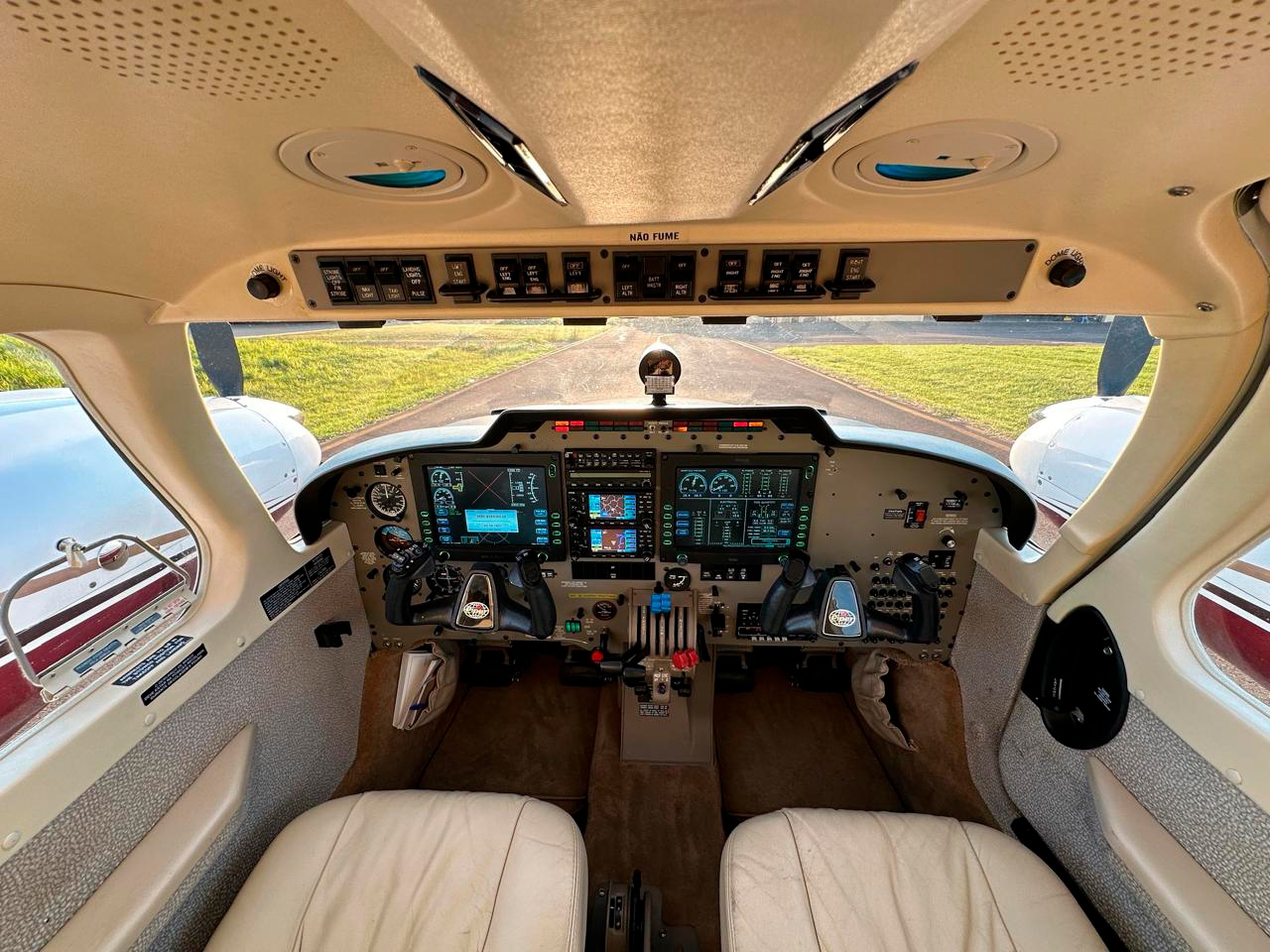 Avião Piper Seneca V PA-34-220T – Ano 2009 – 1.680 H.T.
