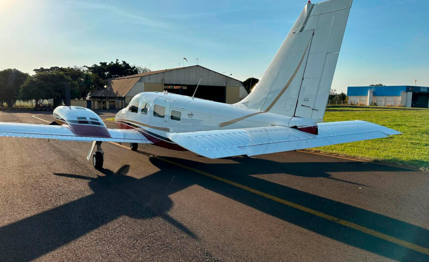 Avião Piper Seneca V PA-34-220T – Ano 2009 – 1.680 H.T.