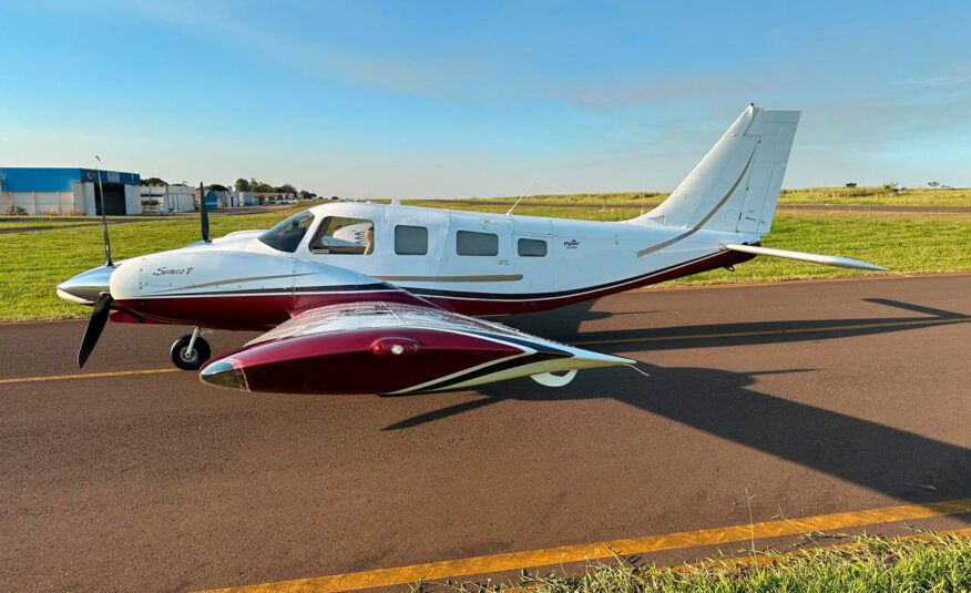 Avião Piper Seneca V PA-34-220T – Ano 2009 – 1.680 H.T.