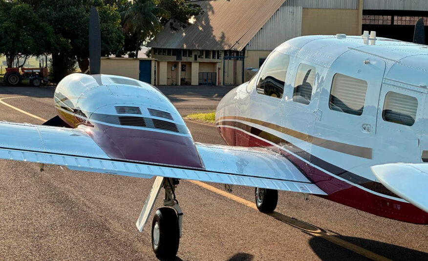 Avião Piper Seneca V PA-34-220T – Ano 2009 – 1.680 H.T.