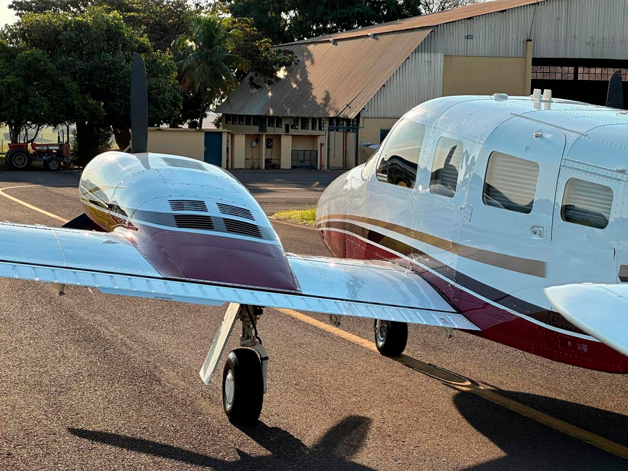 Avião Piper Seneca V PA-34-220T – Ano 2009 – 1.680 H.T.