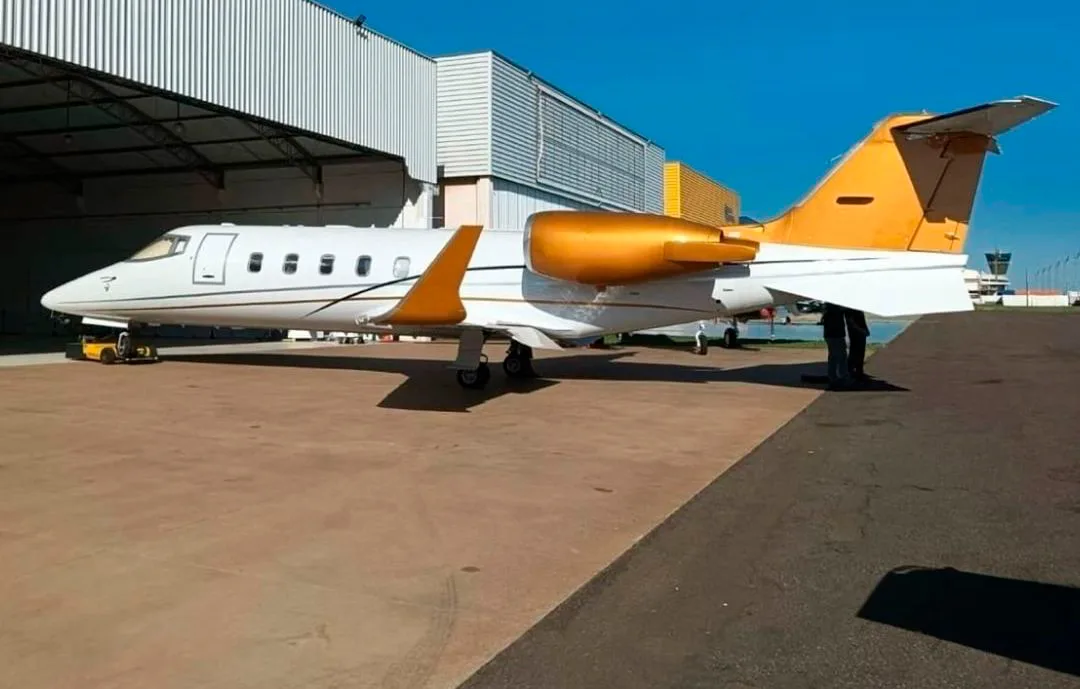 Avião Learjet 60 – Ano 1998 à Venda