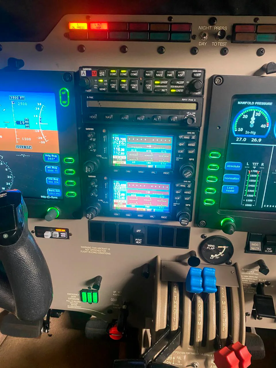 Avião Piper Seneca V PA-34-220T – Ano 2006 – 1.105 H.T.