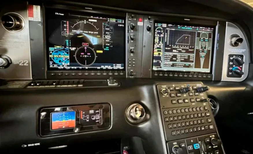 Cirrus SR22 G6 GTS – Year 2019 – 414 HT, photo 14