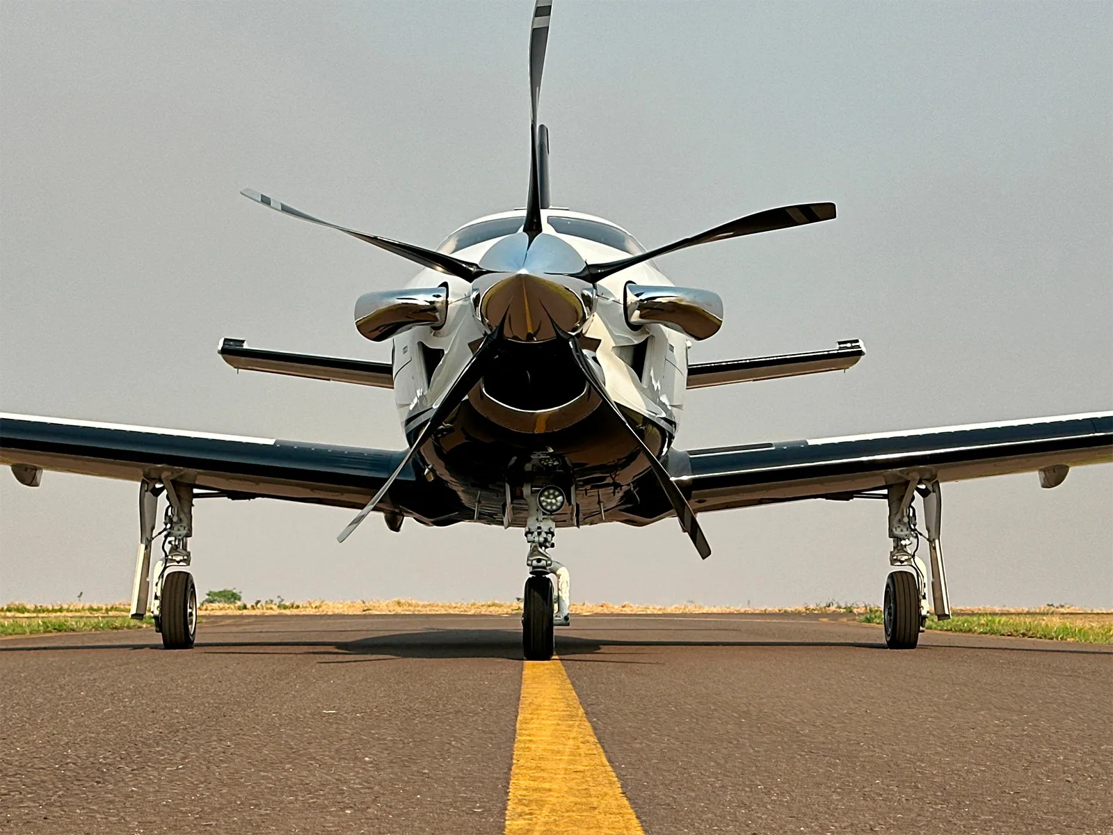 Avião Daher Socata TBM 850 – Ano 2014 – 1.450 H.T.