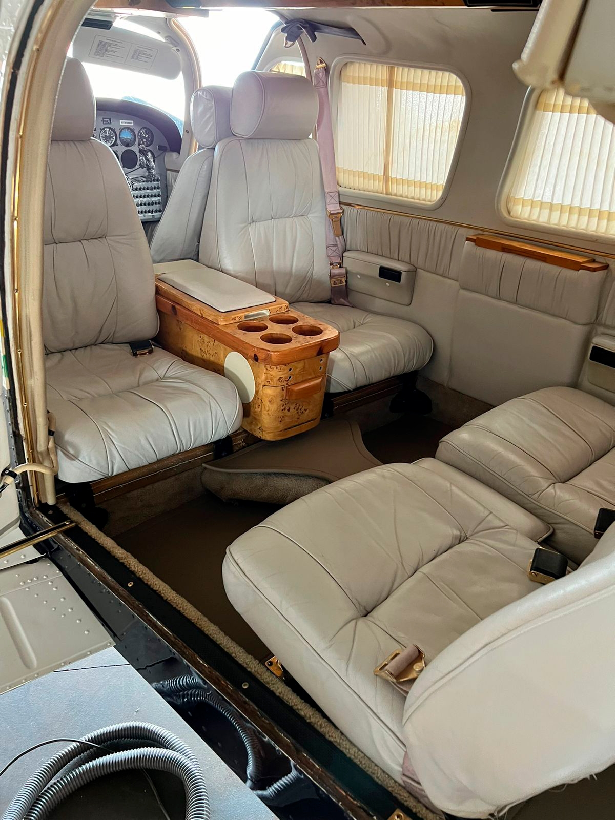 Embraer Seneca III EMB-810D – Ano 1995 – 2.830 H.T.