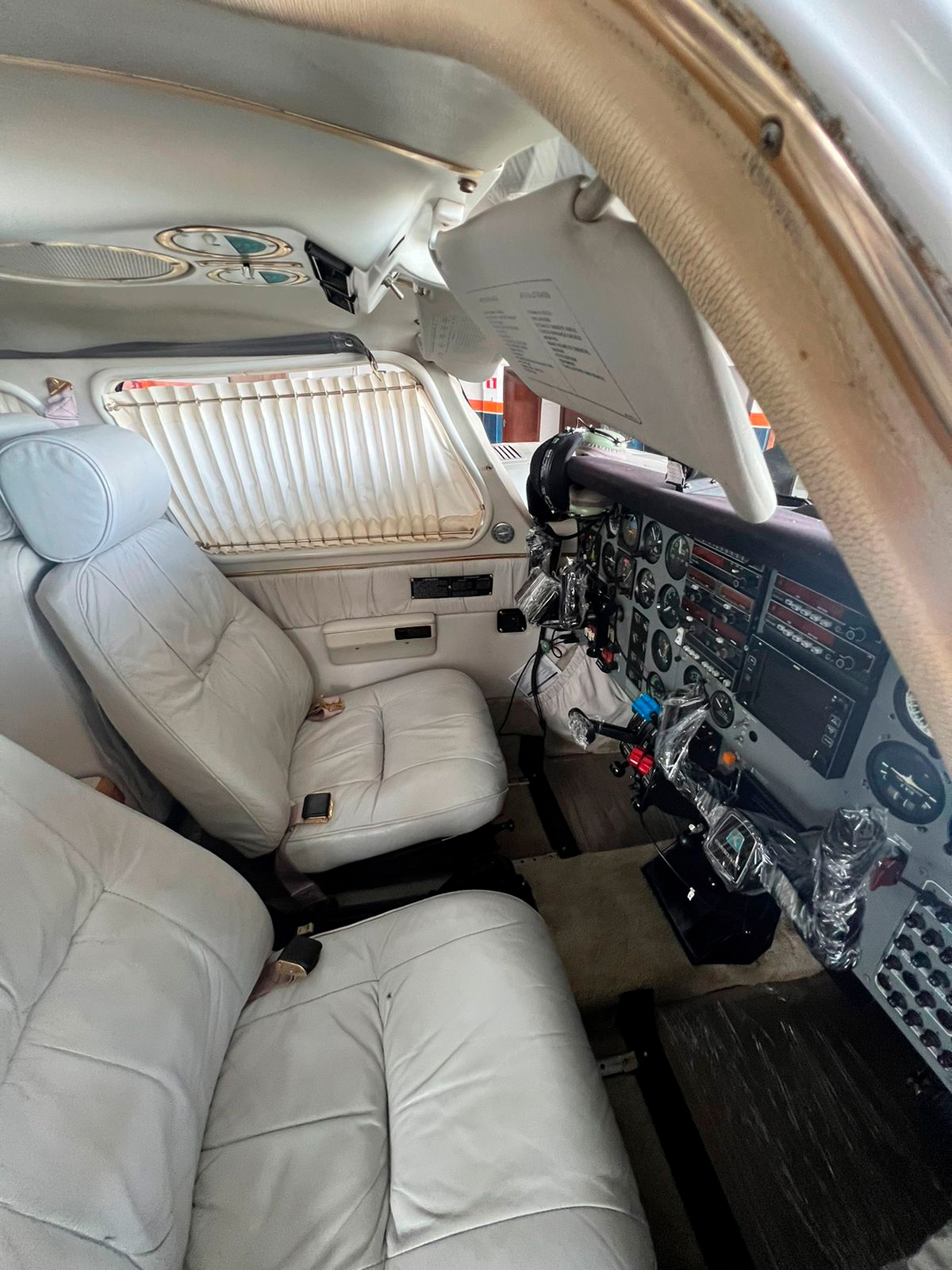 Embraer Seneca III EMB-810D – Ano 1995 – 2.830 H.T.