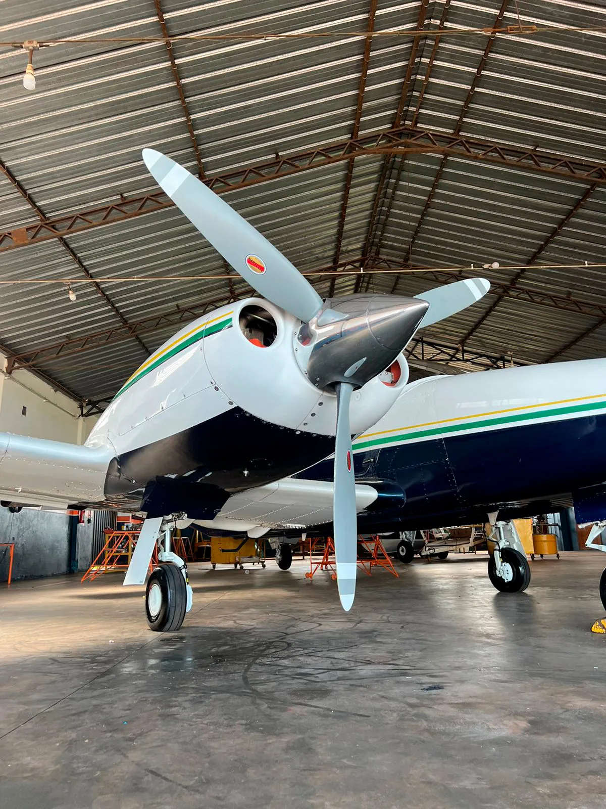 Embraer Seneca III EMB-810D – Ano 1995 – 2.830 H.T.