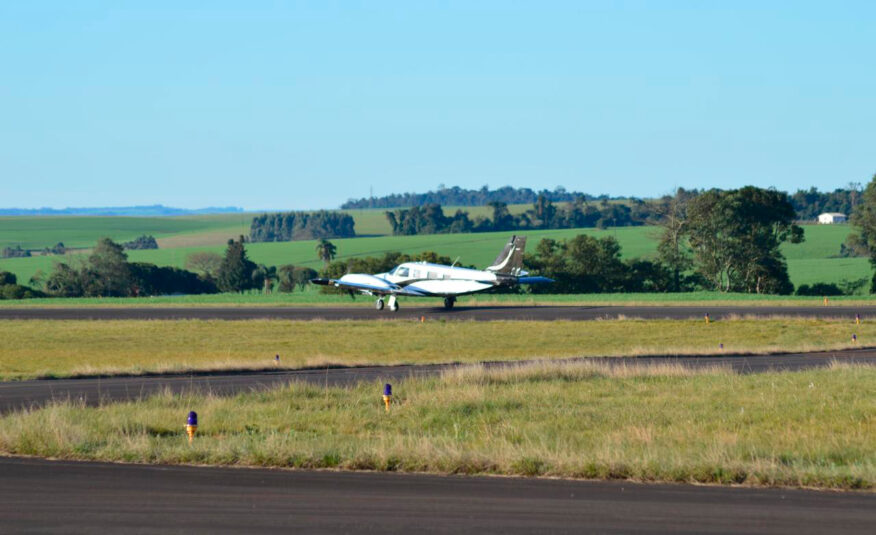 Avião Piper Seneca V PA-34-220T  – Ano 2013 – 1.180 H.T.