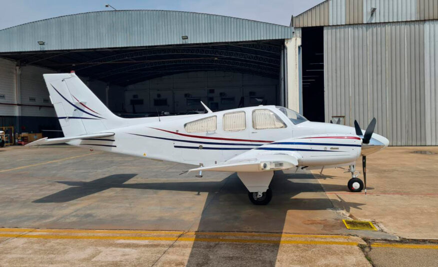 Avião Beechcraft B55 – Ano 1982 – 3.630 H.T.